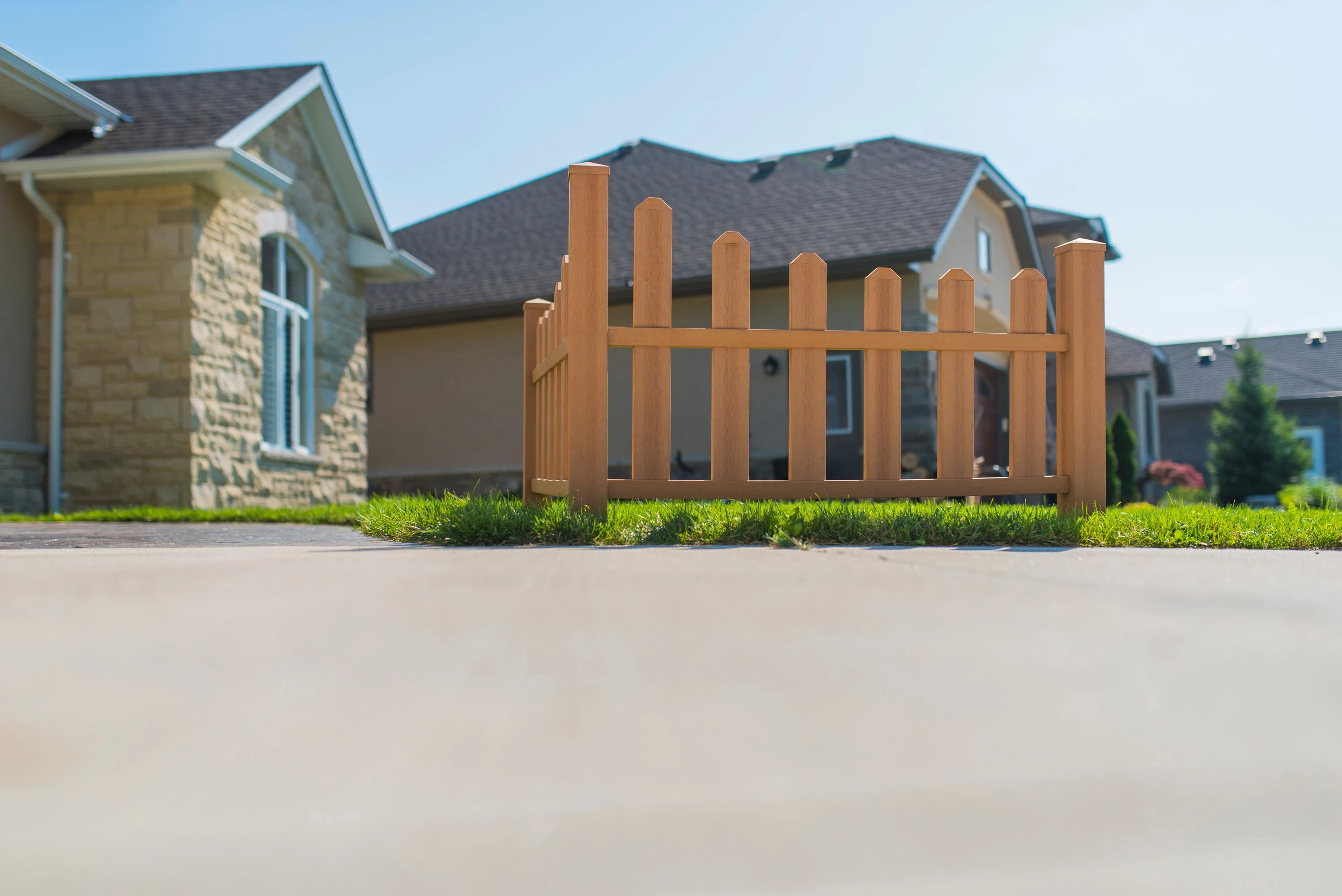 Country Corner Picket - Image 10
