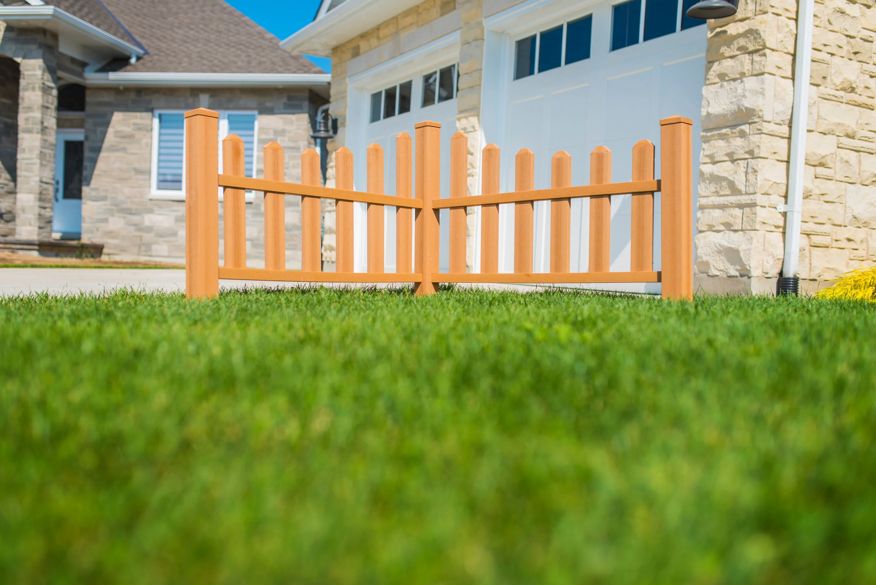 Country Corner Picket - Image 9