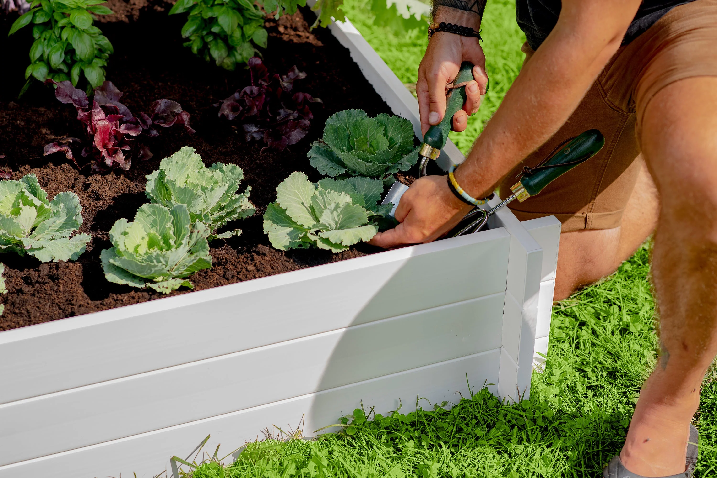CLASSIC Hudson 4x4 Garden Bed - Image 11