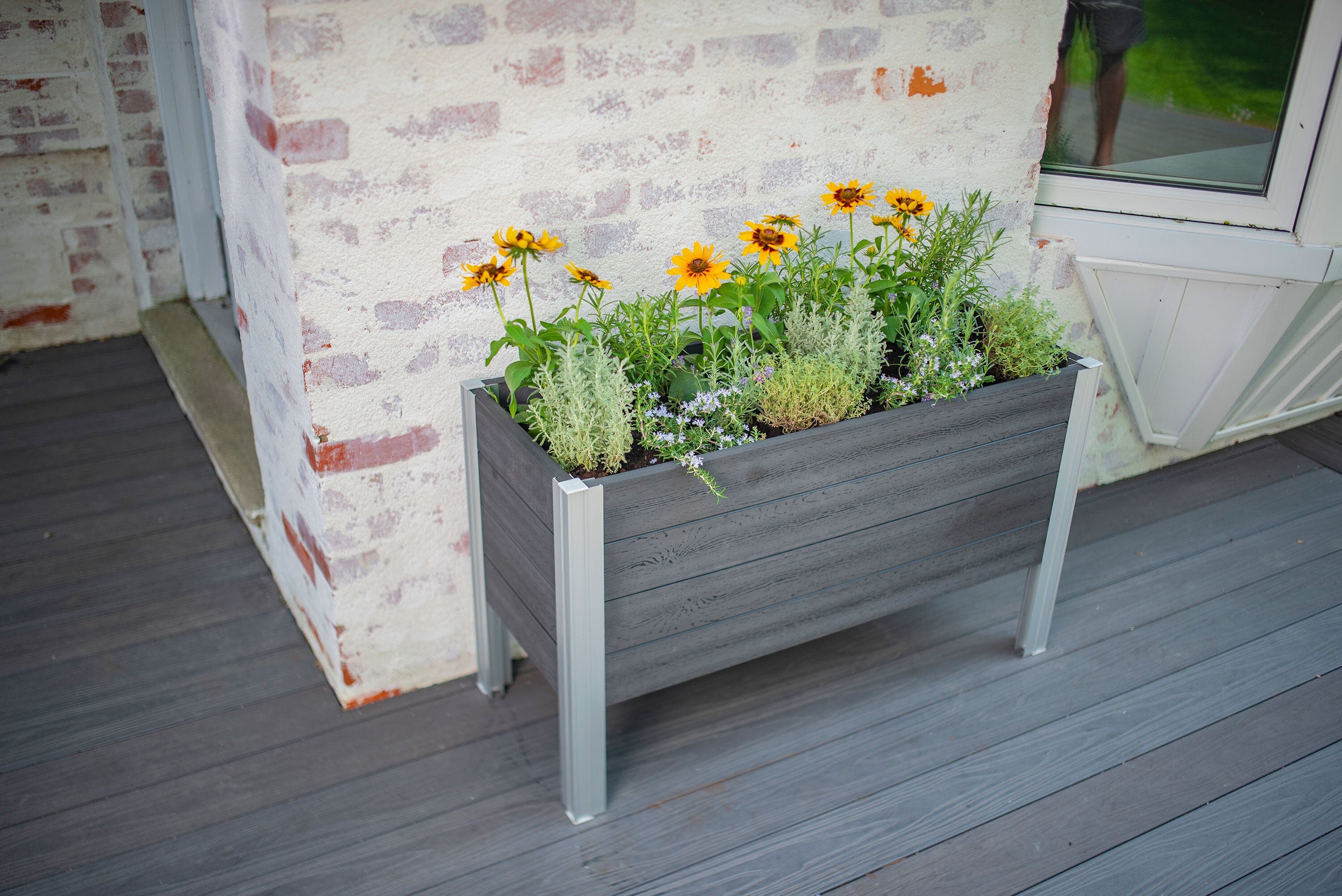 URBANA Greens Elevated Garden - Image 3